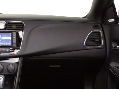 2013 Chrysler 200 S