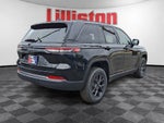 2027 Jeep Grand Cherokee Laredo Altitude