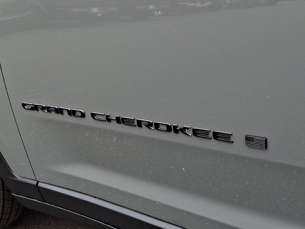 2027 Jeep Grand Cherokee Altitude