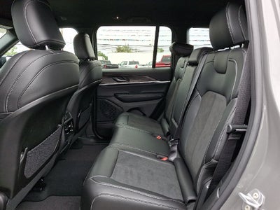 2027 Jeep Grand Cherokee Altitude