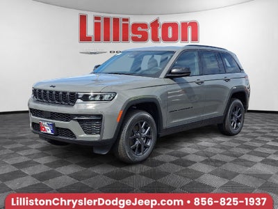 2027 Jeep Grand Cherokee Laredo Altitude