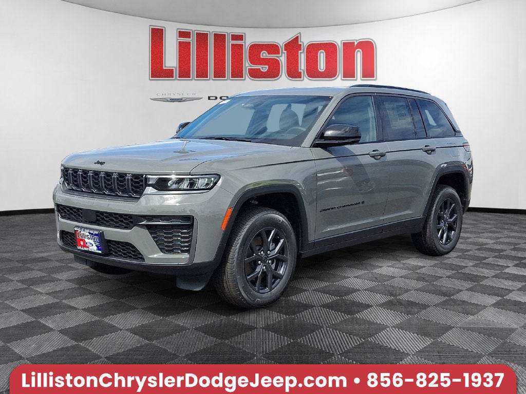 2027 Jeep Grand Cherokee Laredo Altitude