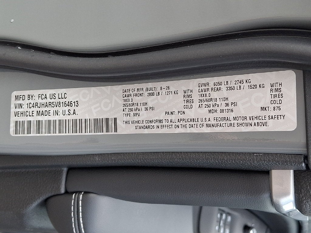 2027 Jeep Grand Cherokee Laredo Altitude