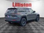2027 Jeep Grand Cherokee Laredo Altitude