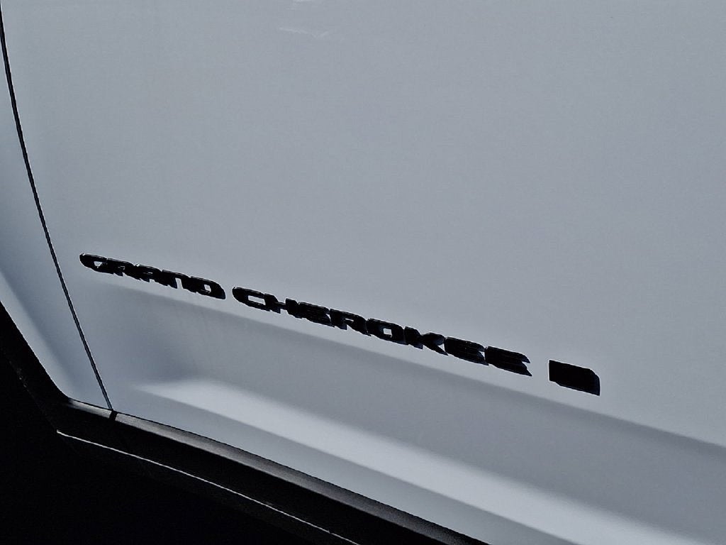 2027 Jeep Grand Cherokee Altitude