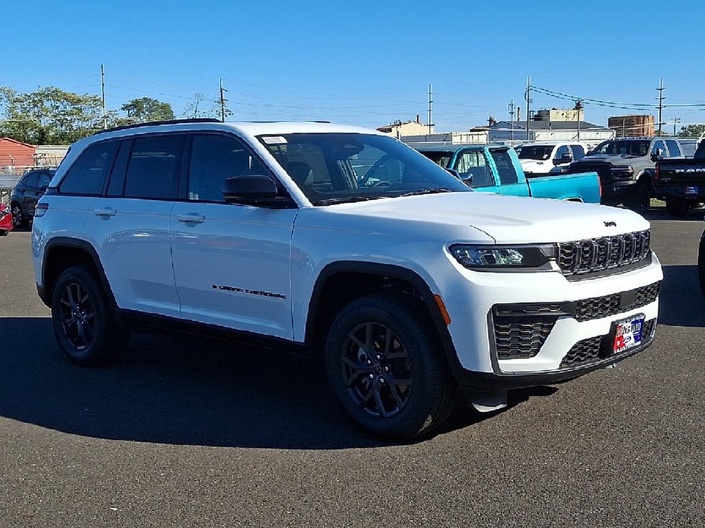2027 Jeep Grand Cherokee Altitude