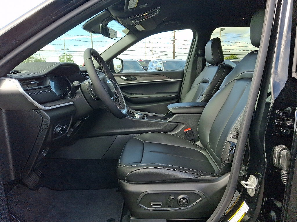 2027 Jeep Grand Cherokee Limited