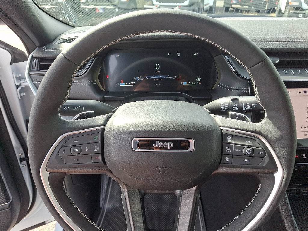 2027 Jeep Grand Cherokee Limited Reserve