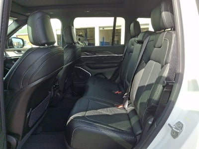 2027 Jeep Grand Cherokee Limited Reserve
