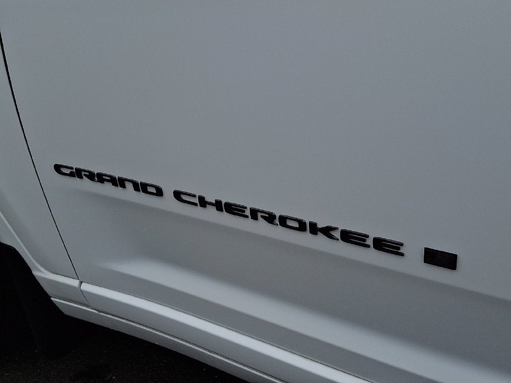 2026 Jeep Grand Cherokee Limited Reserve