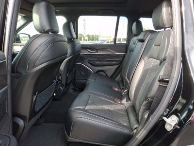 2027 Jeep Grand Cherokee Limited Reserve
