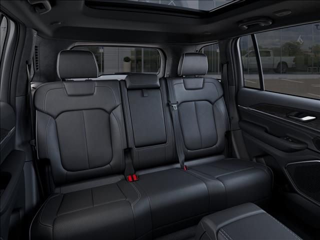 2025 Jeep Grand Cherokee Overland