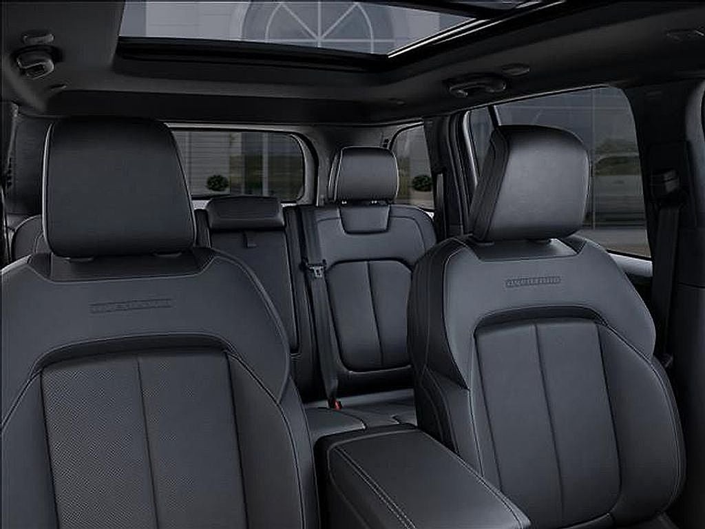 2025 Jeep Grand Cherokee Overland