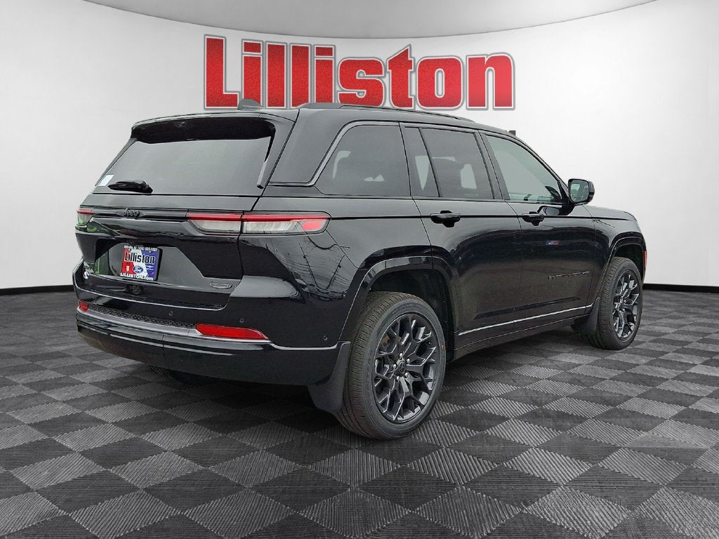 2027 Jeep Grand Cherokee Summit