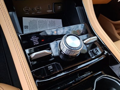 2027 Jeep Grand Cherokee Summit