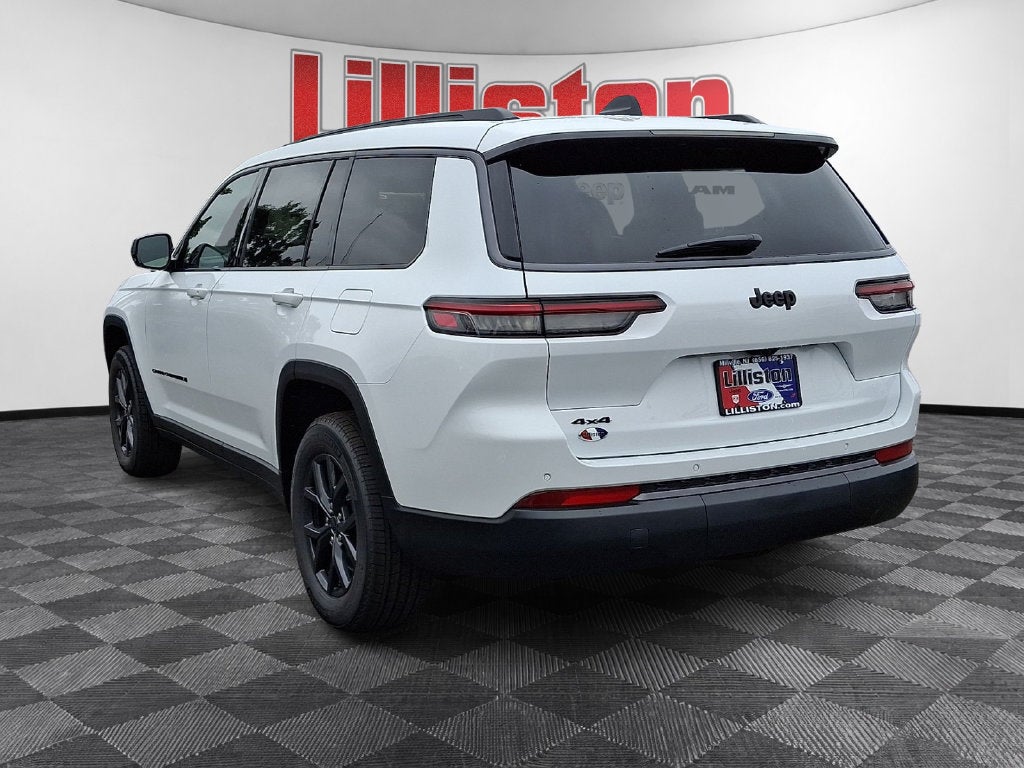 2027 Jeep Grand Cherokee L Laredo Altitude