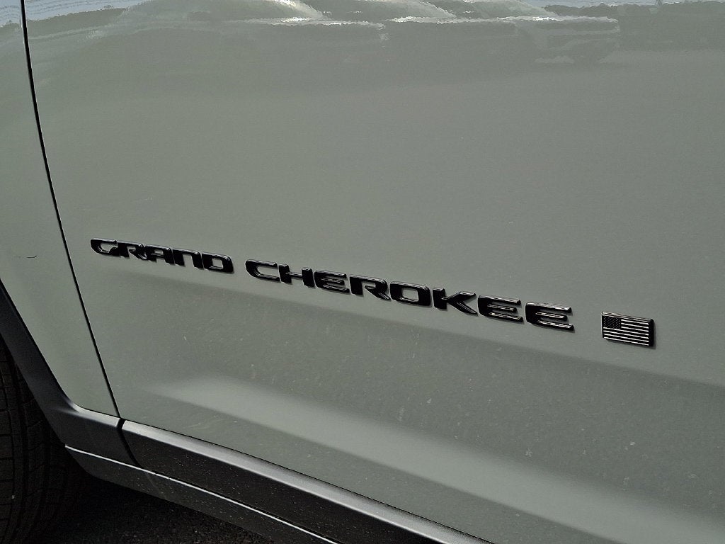 2027 Jeep Grand Cherokee L Laredo Altitude