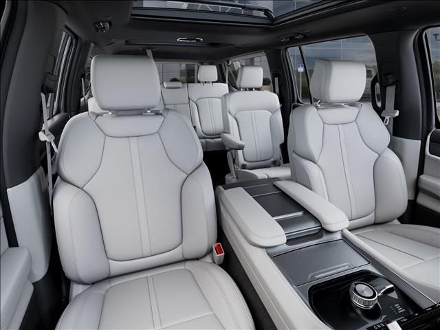 2026 Jeep Grand Wagoneer L 4x4