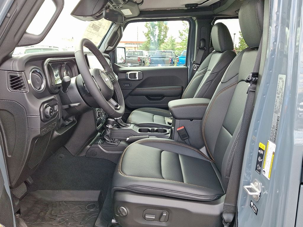 2026 Jeep Gladiator Sahara