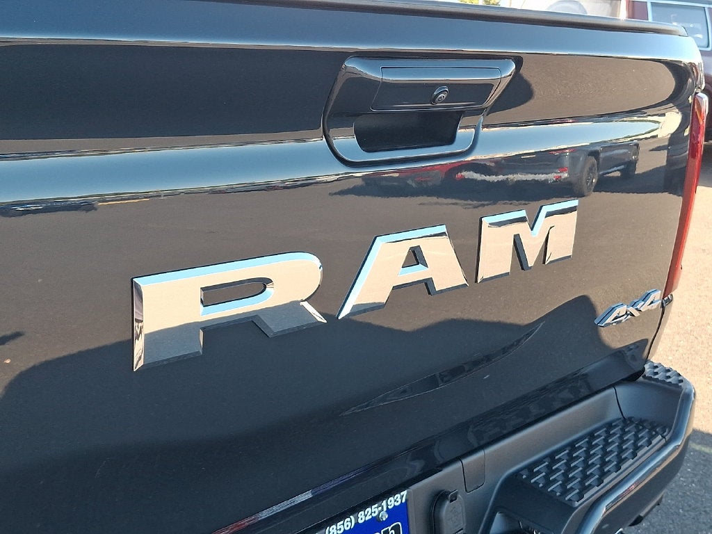 2027 RAM 1500 Big Horn/Lone Star