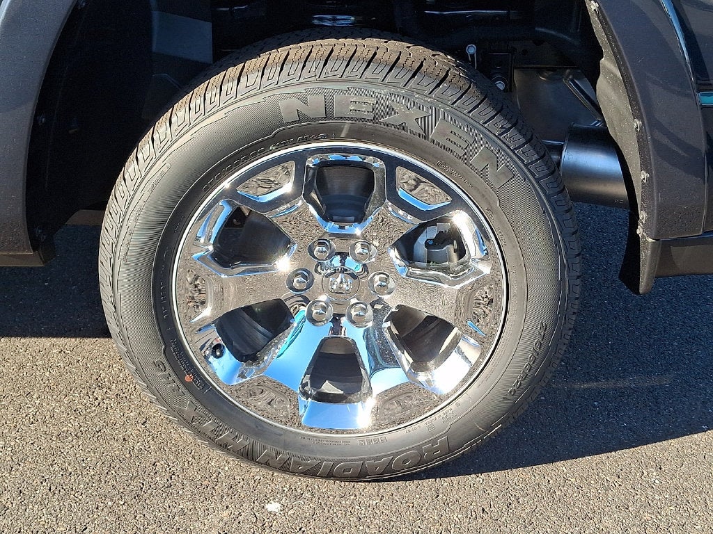 2027 RAM 1500 Big Horn/Lone Star
