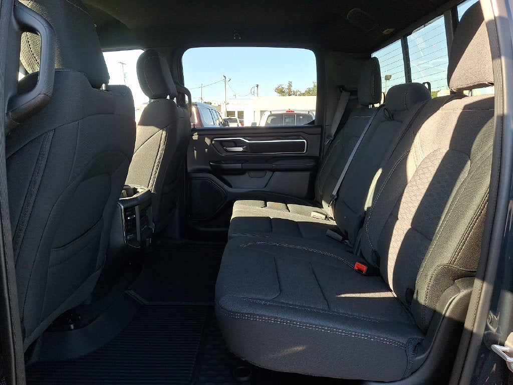 2027 RAM 1500 Big Horn/Lone Star