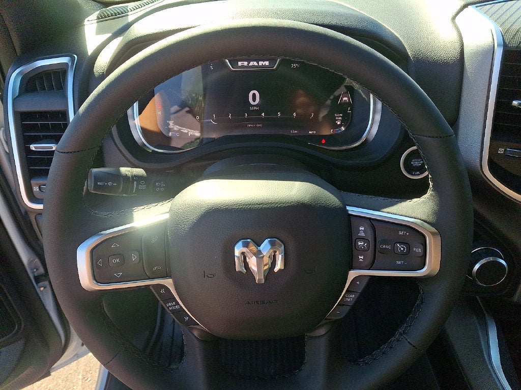 2027 RAM 1500 Big Horn/Lone Star