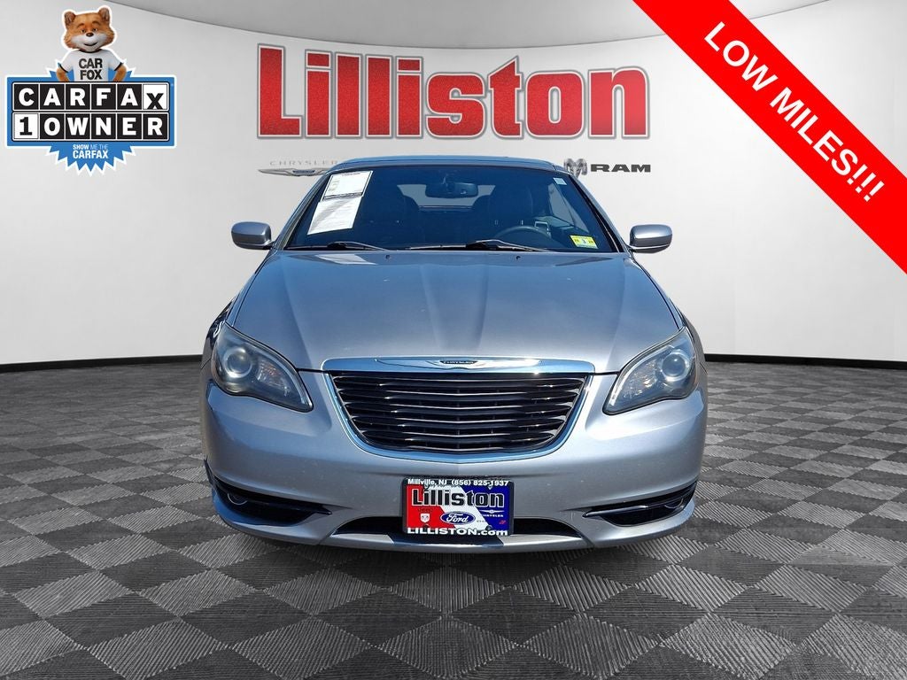 2013 Chrysler 200 S