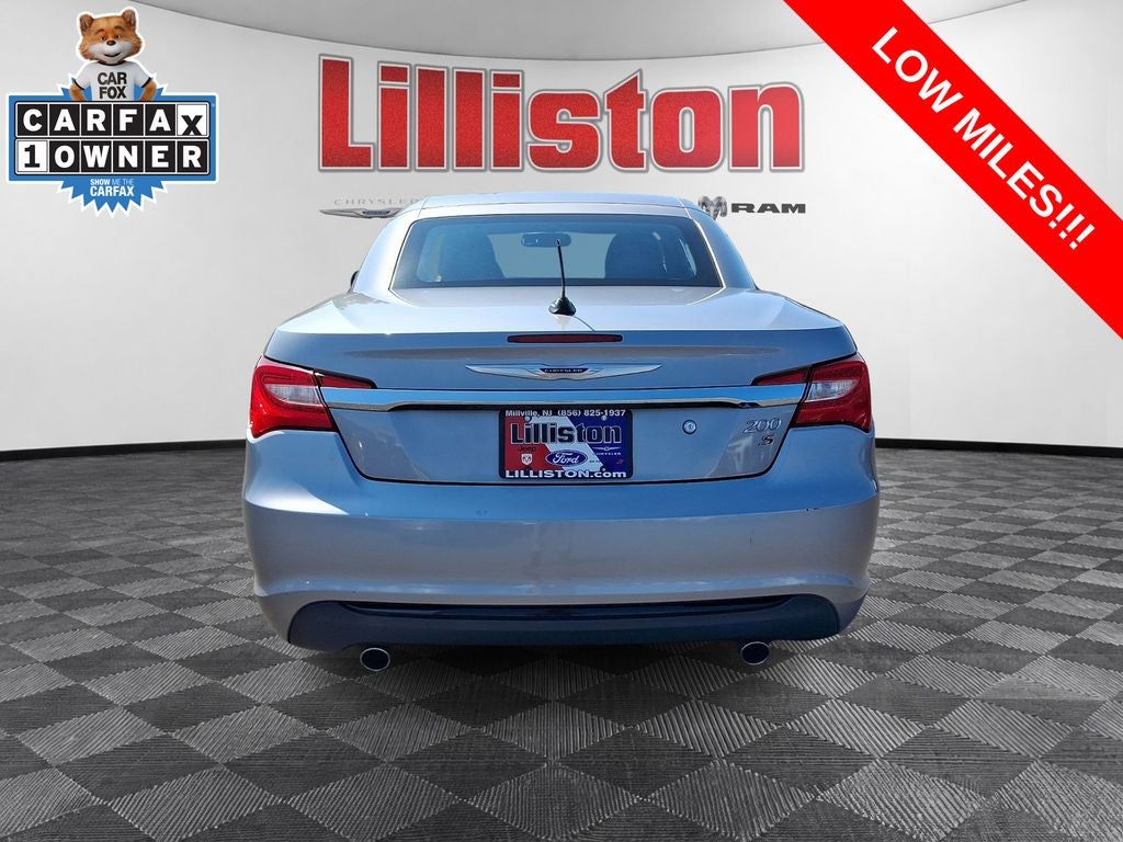 2013 Chrysler 200 S
