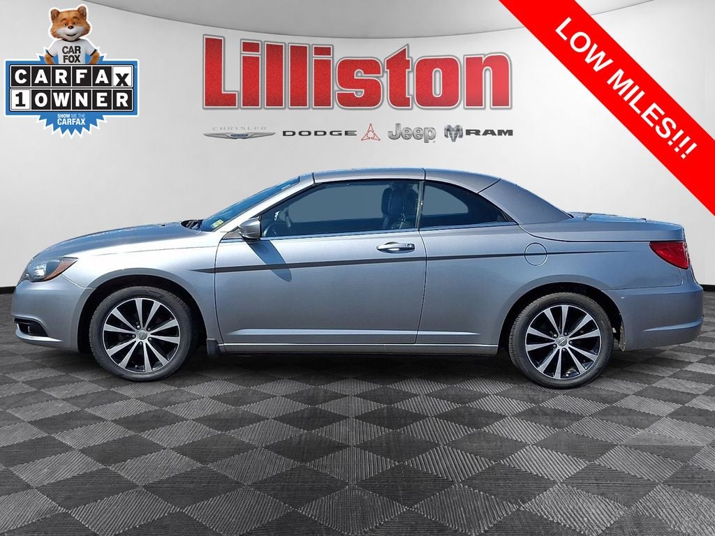 2013 Chrysler 200 S