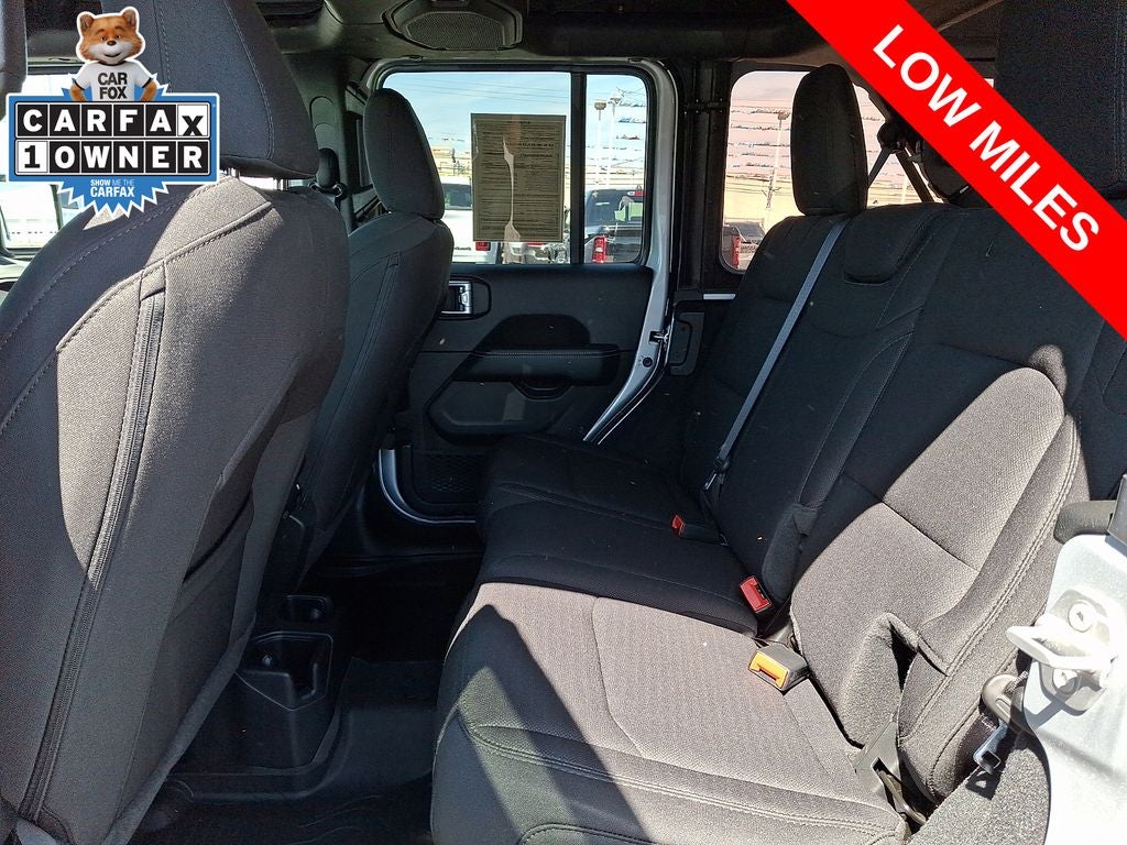 2022 Jeep Wrangler Unlimited Sahara 4x4