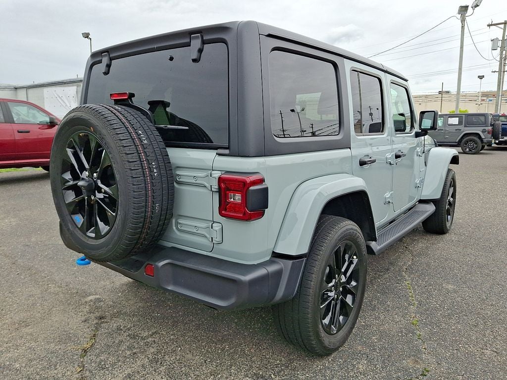 2023 Jeep Wrangler 4xe Sahara 4x4