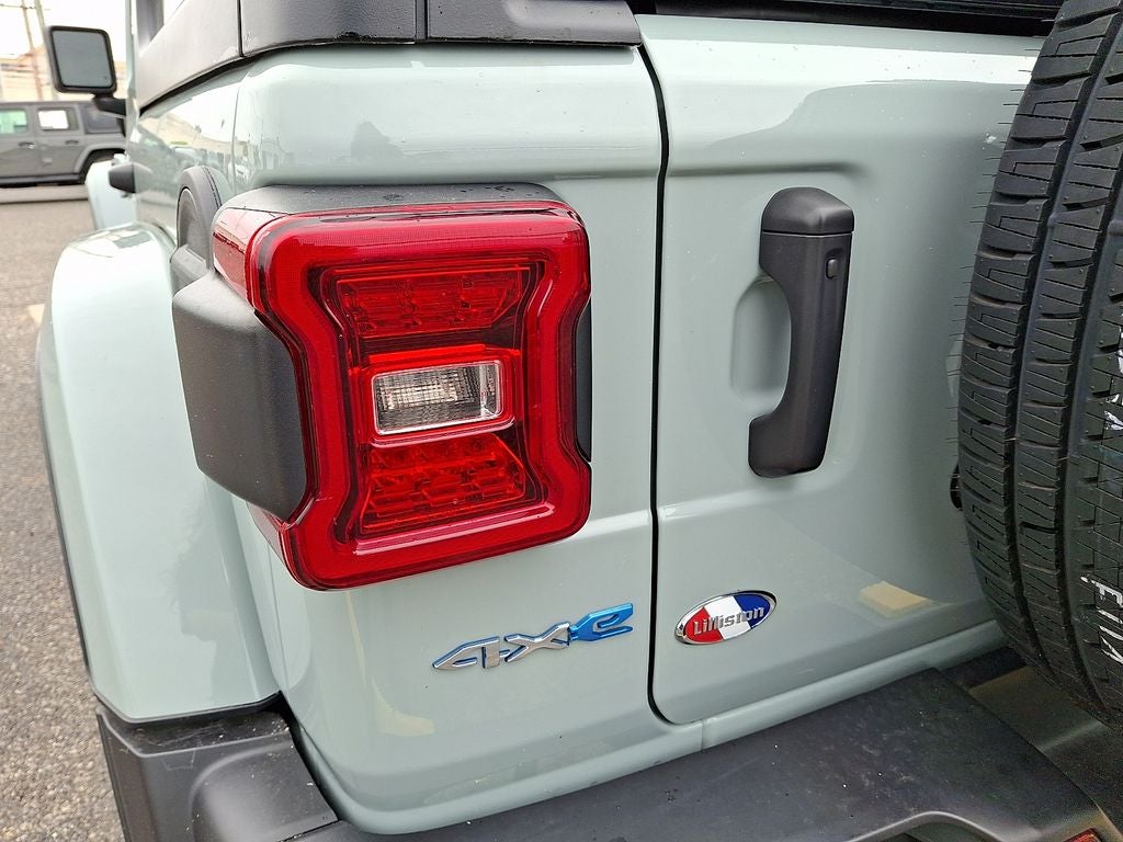 2023 Jeep Wrangler 4xe Sahara 4x4