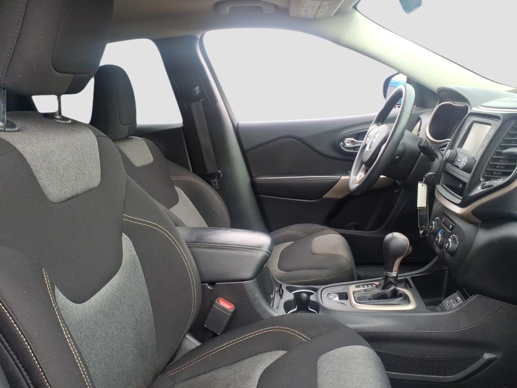 2017 Jeep Cherokee Sport FWD