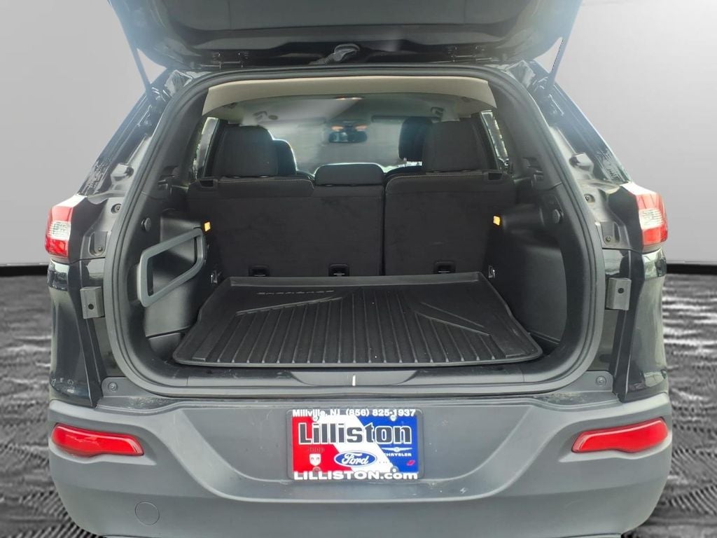 2017 Jeep Cherokee Sport FWD