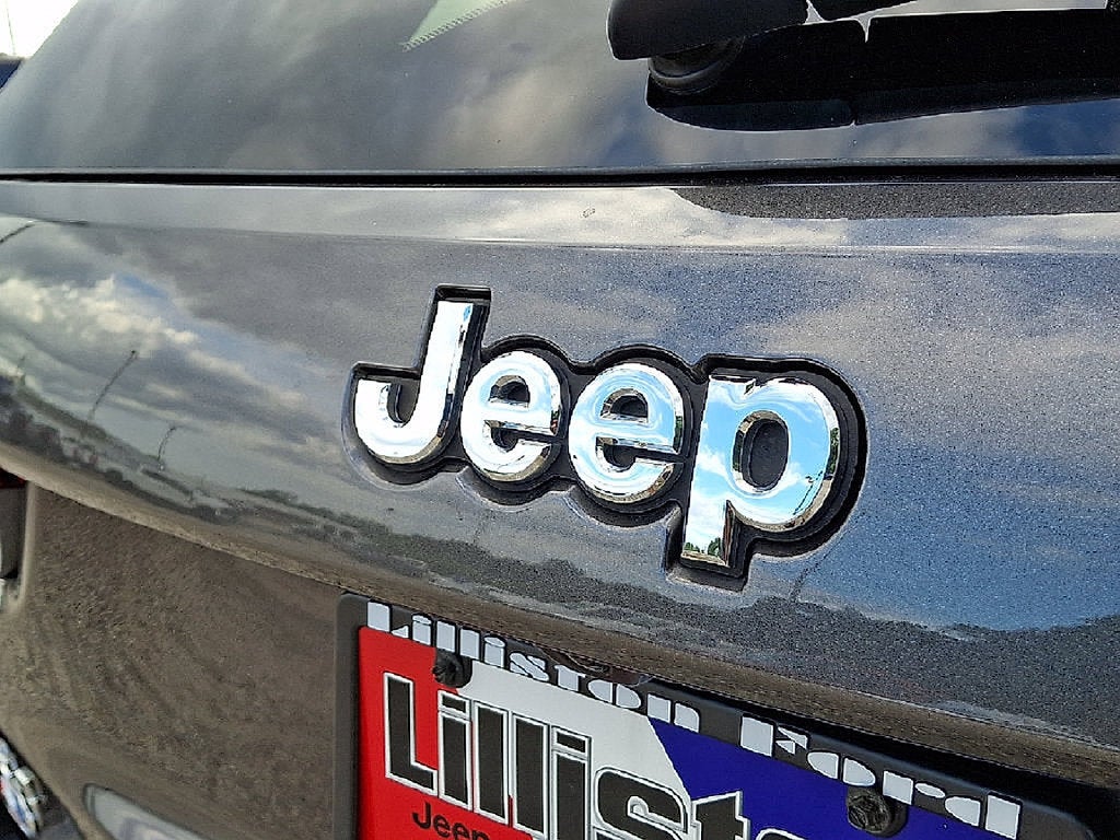 2021 Jeep Grand Cherokee Laredo E 4x4