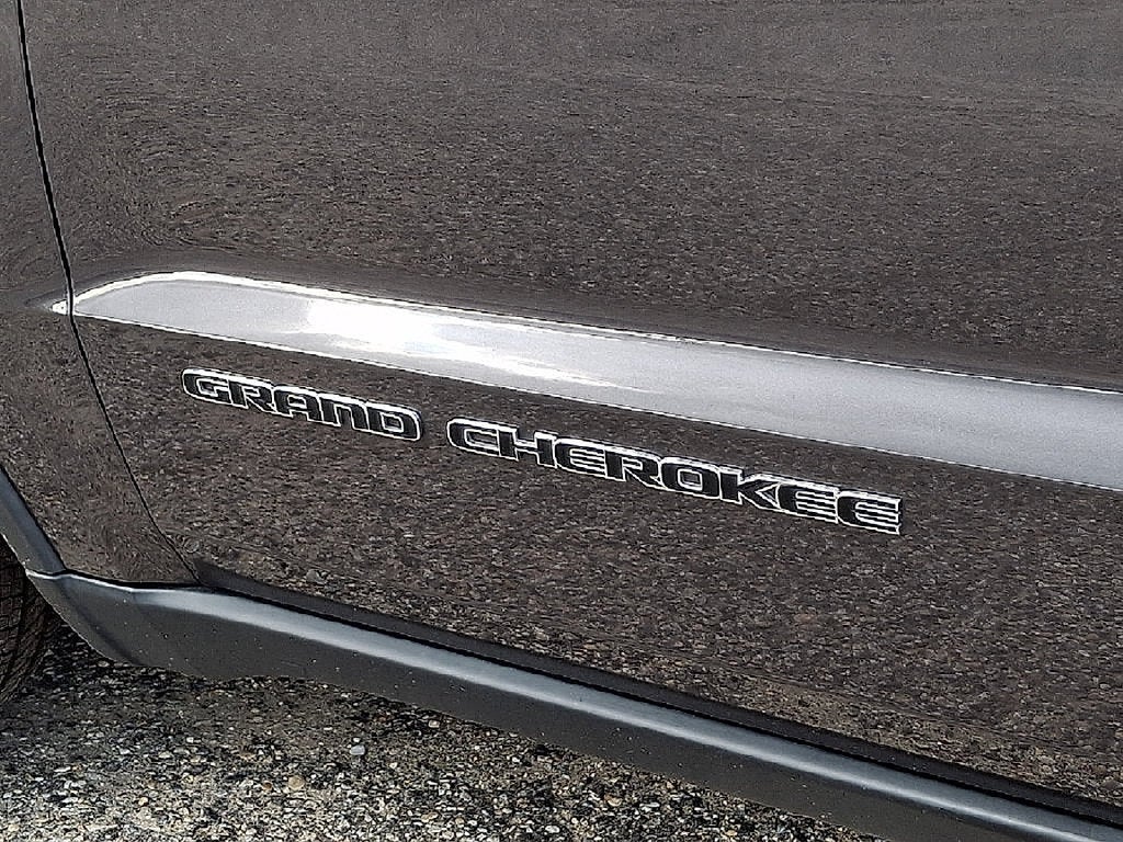 2021 Jeep Grand Cherokee Laredo E 4x4
