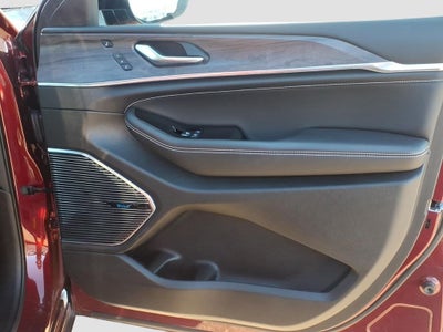 2022 Jeep Grand Cherokee Overland 4x4