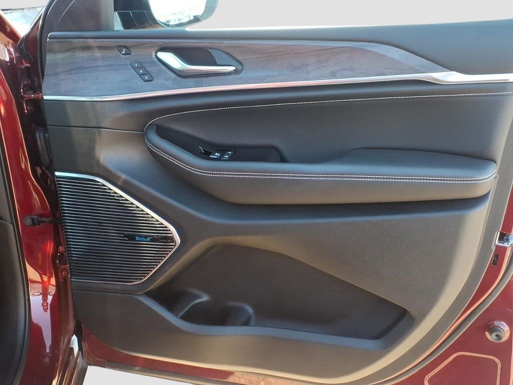 2022 Jeep Grand Cherokee Overland 4x4