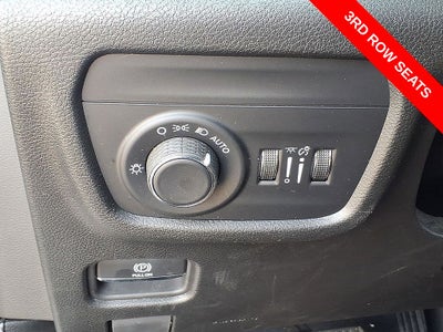 2023 Jeep Grand Cherokee L Laredo 4x4