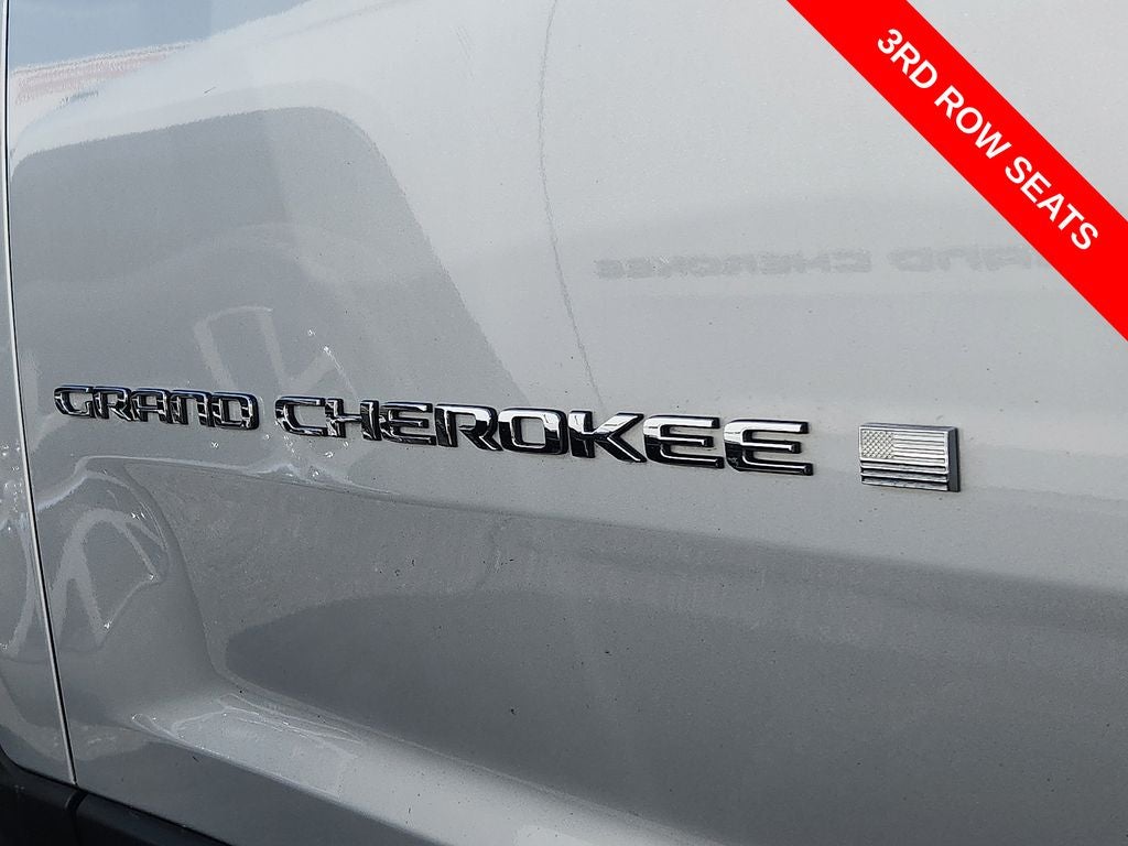 2023 Jeep Grand Cherokee L Laredo 4x4