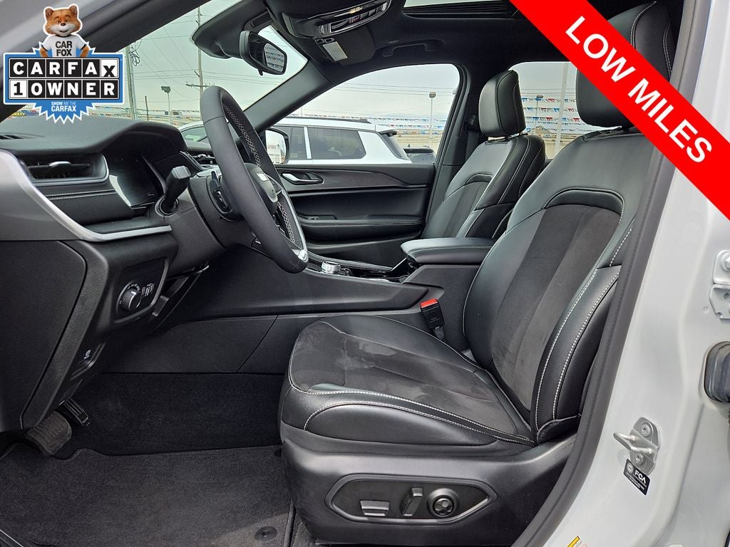2023 Jeep Grand Cherokee L Altitude 4x4