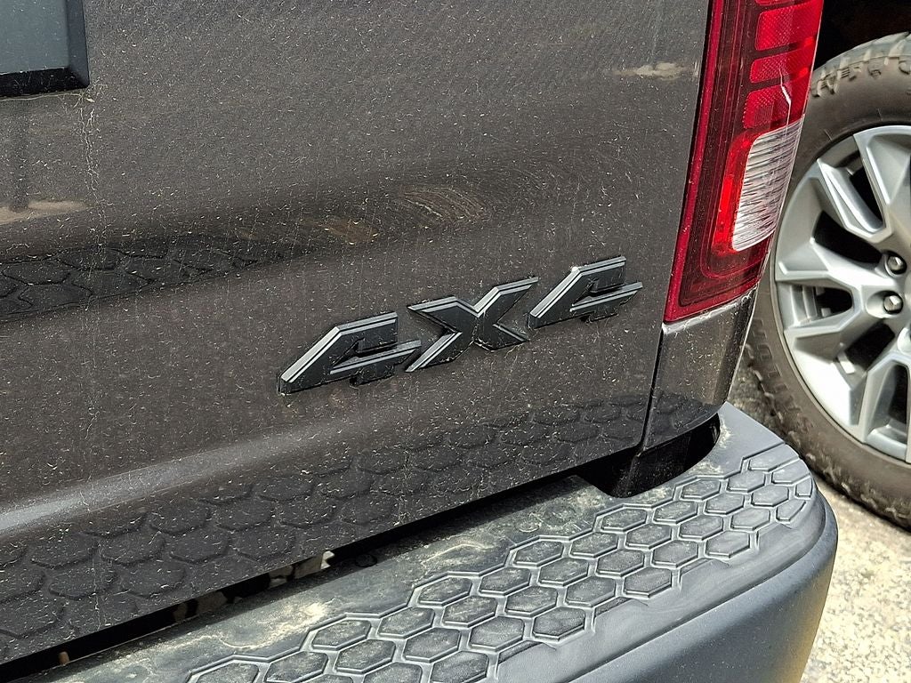 2017 RAM 1500 Rebel Crew Cab 4x4 5'7' Box