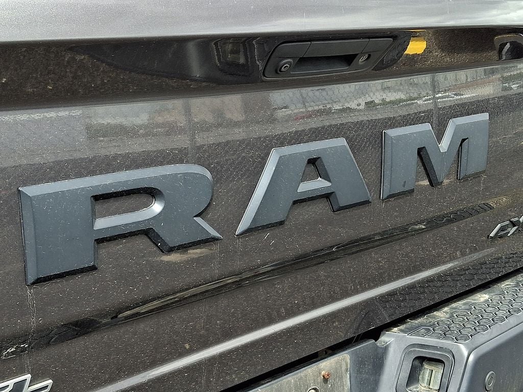 2017 RAM 1500 Rebel Crew Cab 4x4 5'7' Box