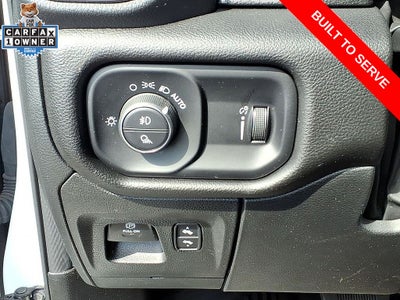 2023 RAM 1500 Big Horn Crew Cab 4x4 5'7' Box