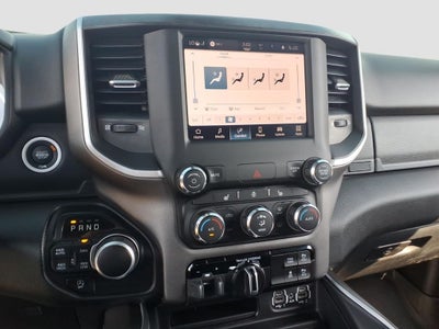 2022 RAM 1500 Big Horn Crew Cab 4x4 5'7' Box