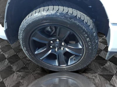 2022 RAM 1500 Big Horn Crew Cab 4x4 5'7' Box