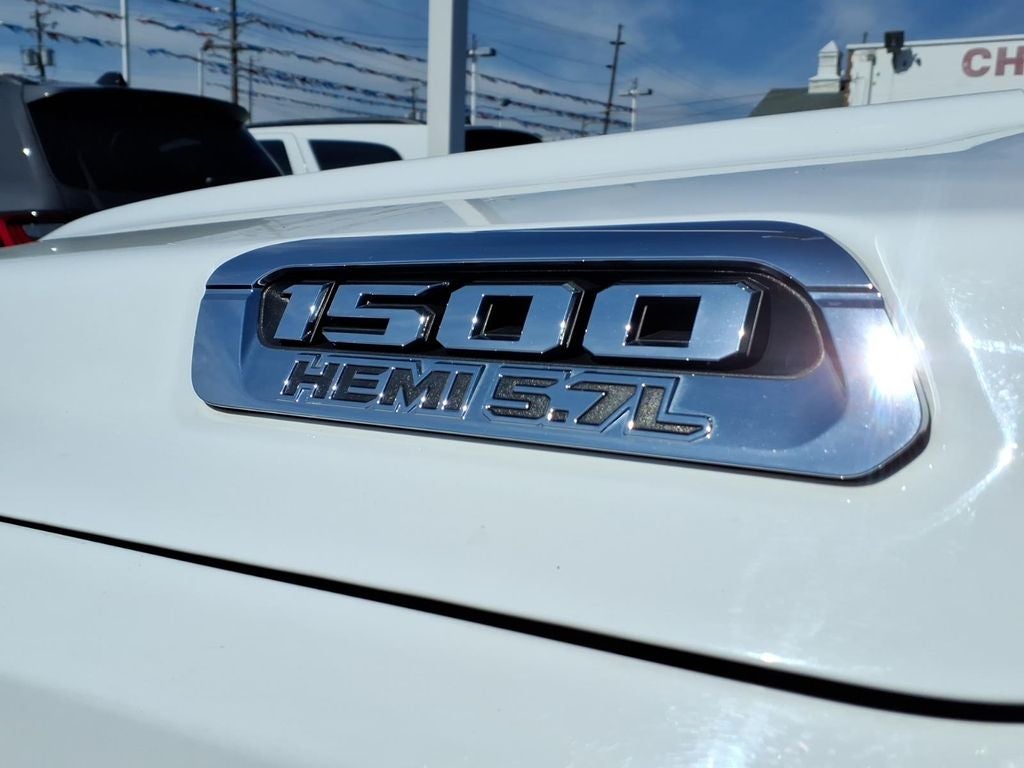 2019 RAM 1500 Big Horn/Lone Star Crew Cab 4x4 5'7' Box