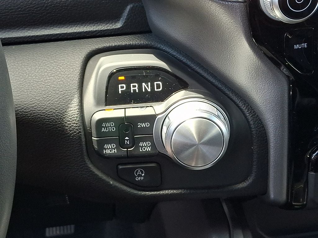 2025 RAM 1500 Laramie Crew Cab 4x4 5'7' Box