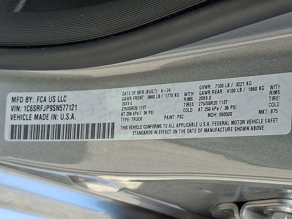 2025 RAM 1500 Laramie Crew Cab 4x4 5'7' Box